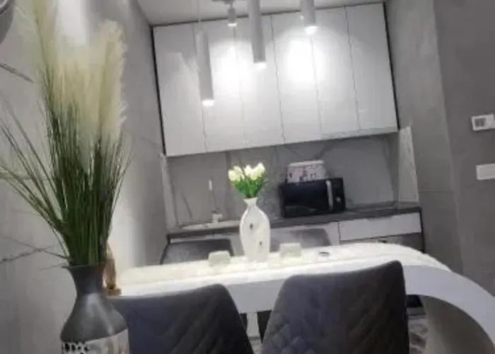 Lux 36 * زلاتيبور